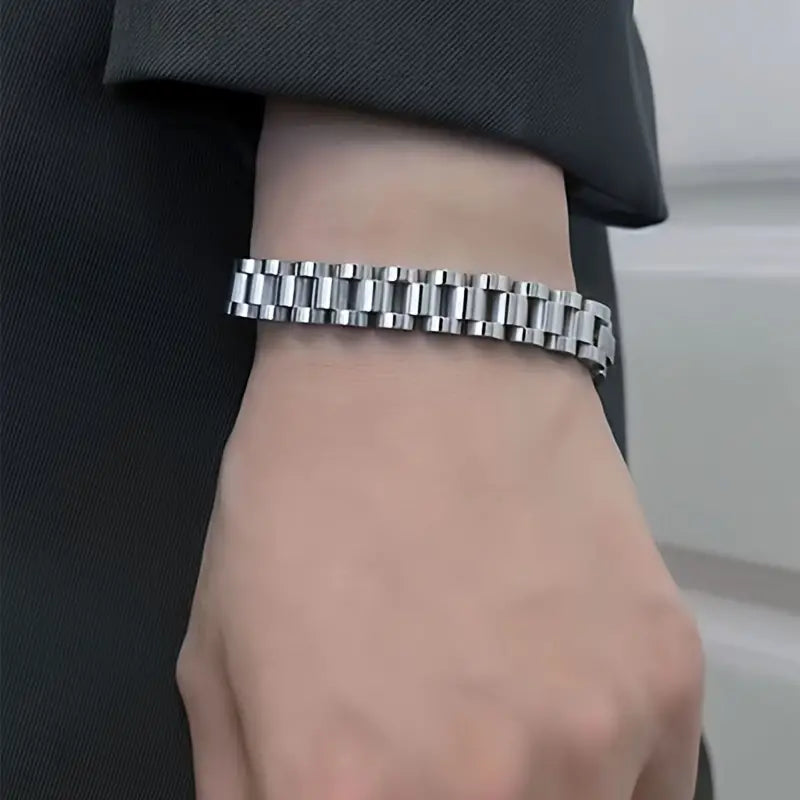 Elegant Stainless Steel Bracelet for Men and Women