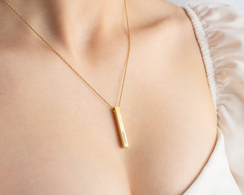 Personalized 3D Vertical Bar Necklace – Custom Engraved One - Sided Pendant Gift - Ring Reza