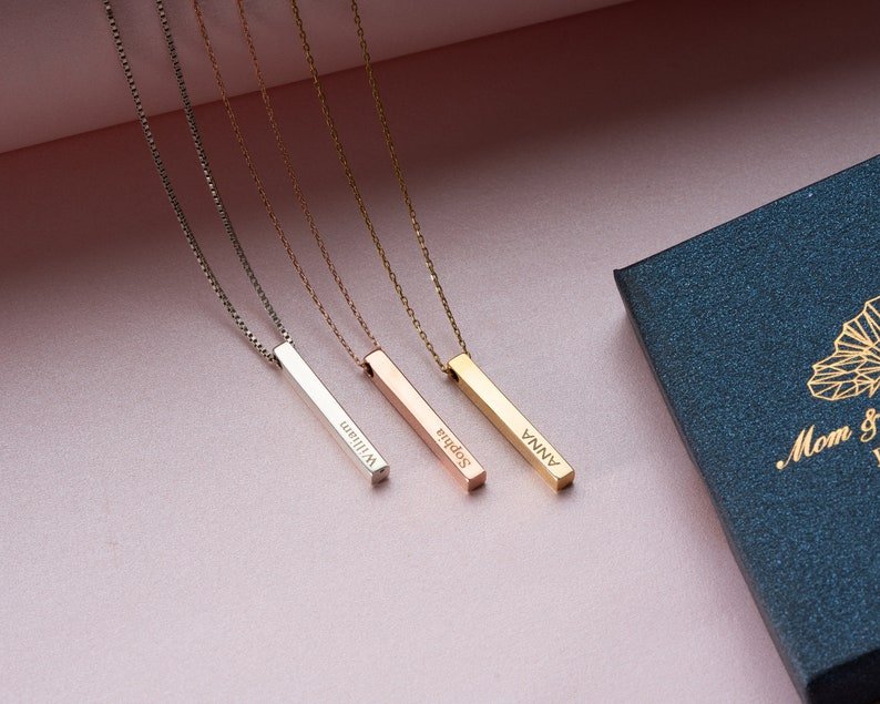 Personalized 3D Vertical Bar Necklace – Custom Engraved One - Sided Pendant Gift - Ring Reza