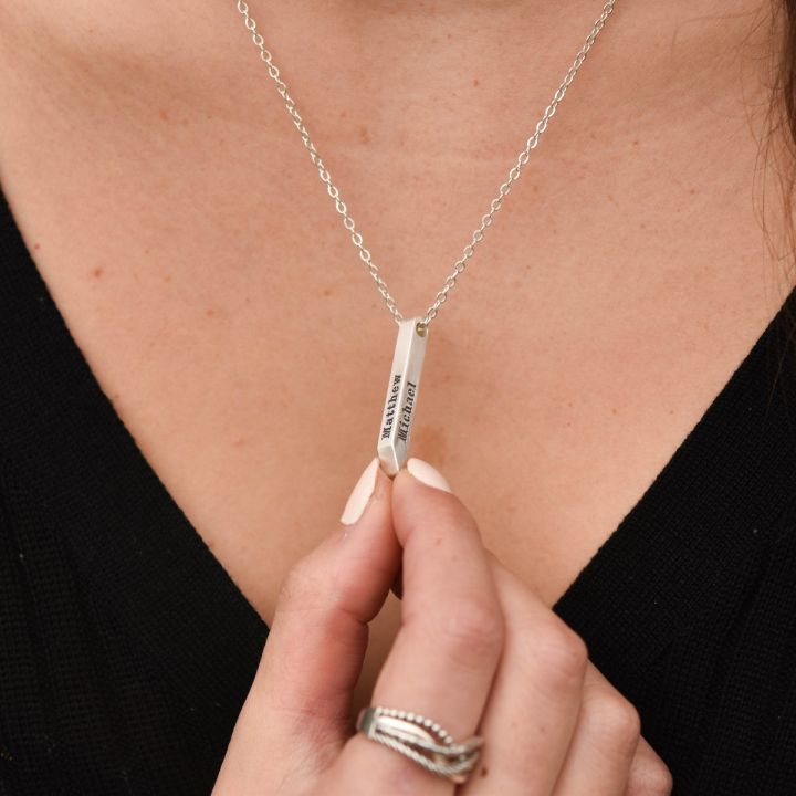 Personalized Bar Name Necklace - Ring Reza