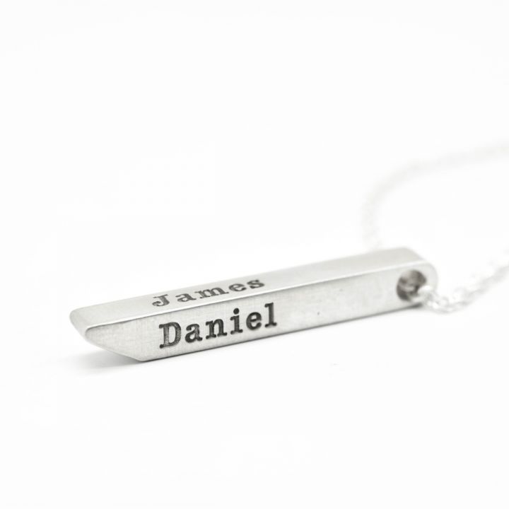 Personalized Bar Name Necklace - Ring Reza