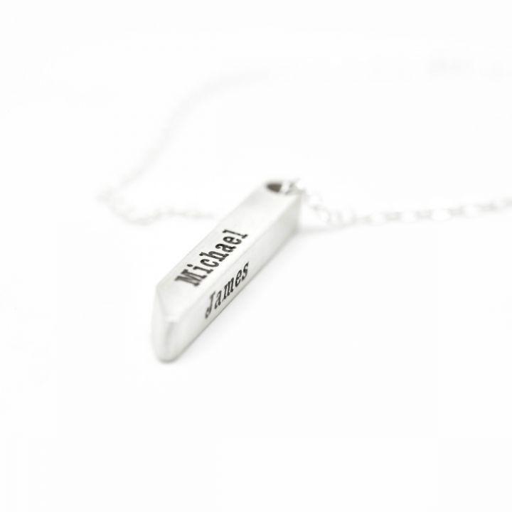 Personalized Bar Name Necklace - Ring Reza