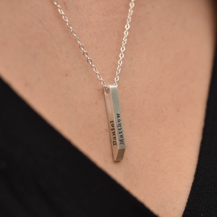 Personalized Bar Name Necklace - Ring Reza