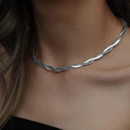 Silver Twist Snake Chain Necklace - Ring Reza